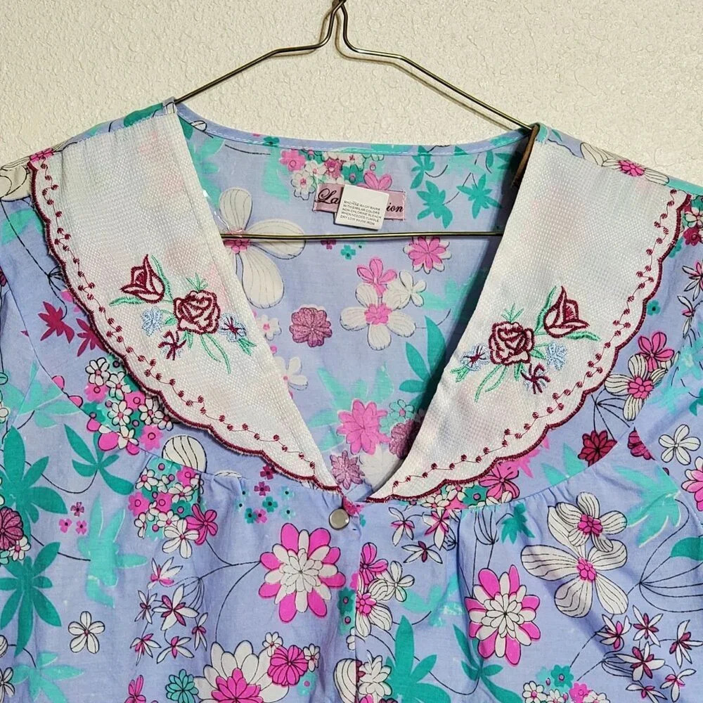 VTG Lati Fashion 3X Floral house coat moomoo Embroidered grannycore pockets - Picture 3 of 10